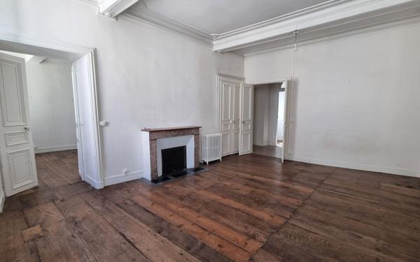 Appartement à vendre    5 pièces •  Pau