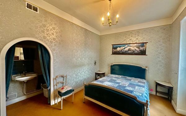 Maison à vendre    4 pièces •  Bron