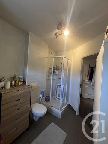 Appartement F3 à vendre  3 pièces - 58,59 m2 CHEVRY COSSIGNY - 77