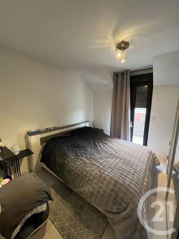 Appartement F3 à vendre  3 pièces - 58,59 m2 CHEVRY COSSIGNY - 77