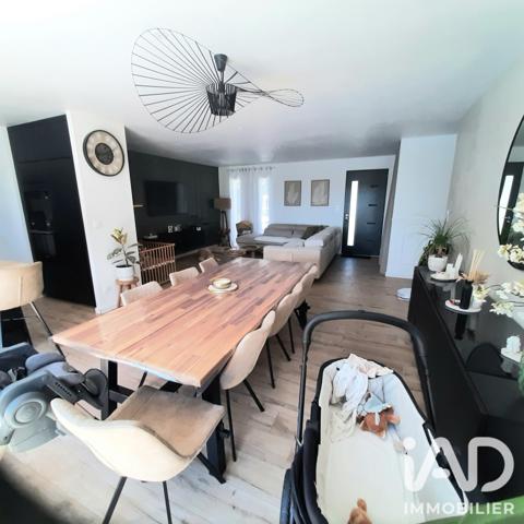 Maison à vendre 5 pièces 111 m² Carhaix-Plouguer