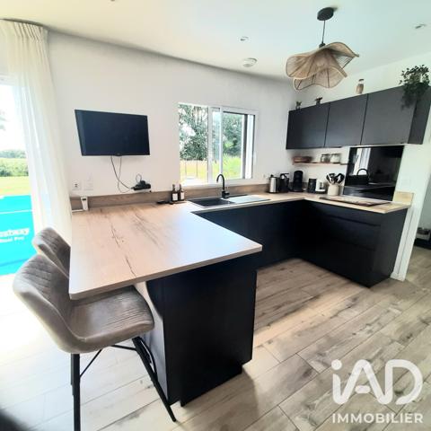 Maison à vendre 5 pièces 111 m² Carhaix-Plouguer