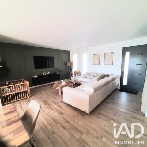 Maison à vendre 5 pièces 111 m² Carhaix-Plouguer