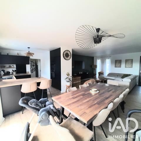Maison à vendre 5 pièces 111 m² Carhaix-Plouguer