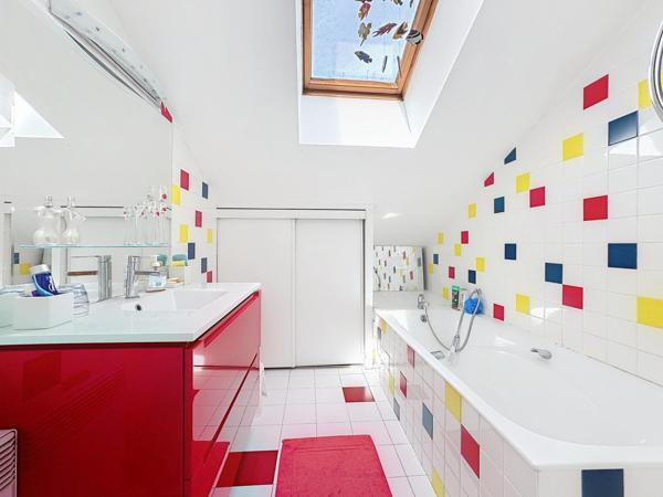 Belle demeure avec piscine, vue Vercors, au calme absolu sur les hauteurs