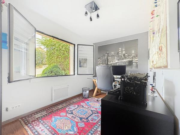 Belle demeure avec piscine, vue Vercors, au calme absolu sur les hauteurs