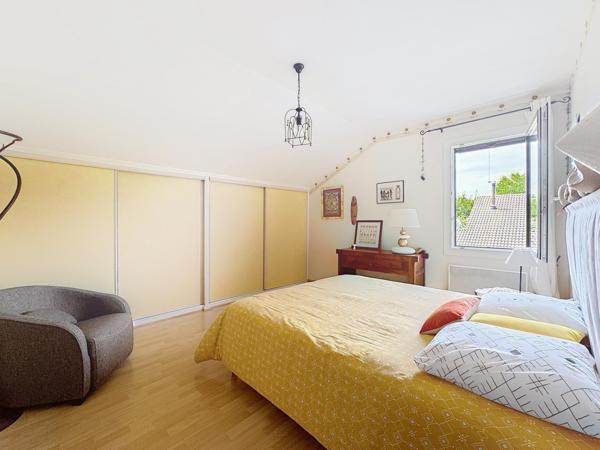 Belle demeure avec piscine, vue Vercors, au calme absolu sur les hauteurs