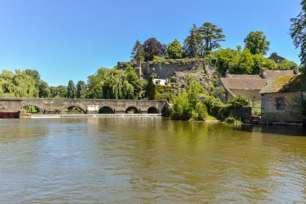 Maison à vendre à Fresnay-sur-Sarthe (72130) - Sarthe