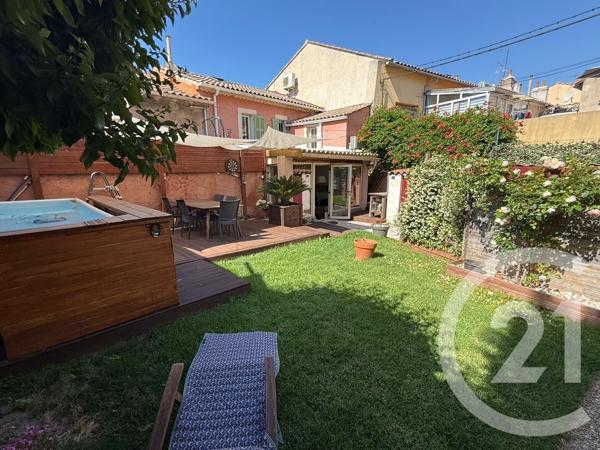 Maison à vendre  5 pièces - 114,53 m 2   MARSEILLE  - 13015