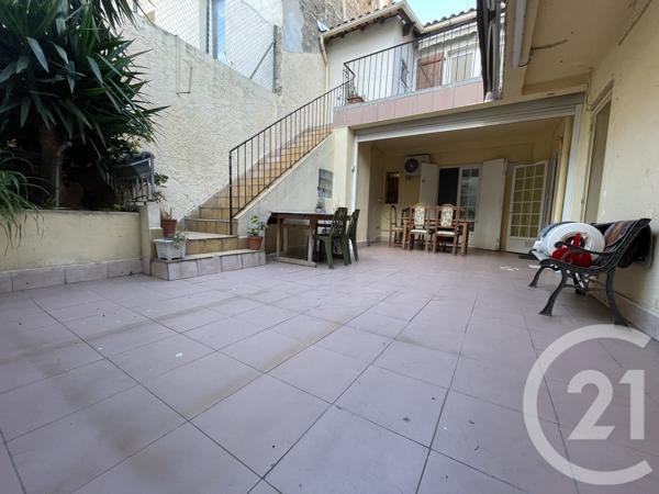 Maison à vendre  5 pièces - 114,53 m 2   MARSEILLE  - 13015