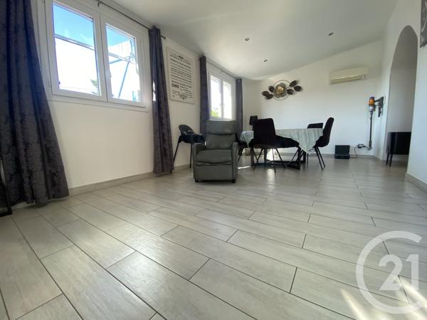 Maison à vendre  5 pièces - 114,53 m 2   MARSEILLE  - 13015