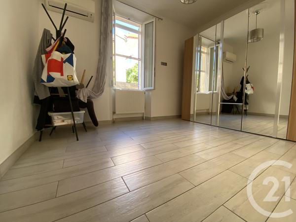 Maison à vendre  5 pièces - 114,53 m 2   MARSEILLE  - 13015