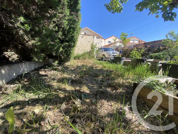 Maison à vendre  5 pièces - 114,53 m 2   MARSEILLE  - 13015