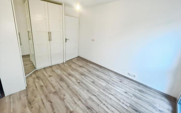 Appartement à vendre    3 pièces •  Athis-Mons
