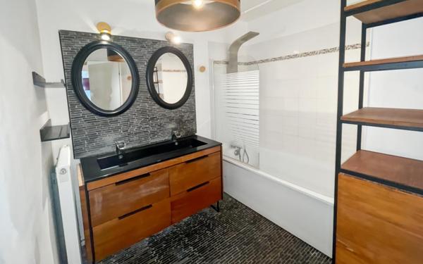 Appartement à vendre    3 pièces •  Athis-Mons