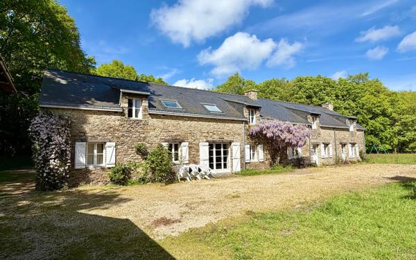 Maison à vendre    9 pièces •  Herbignac