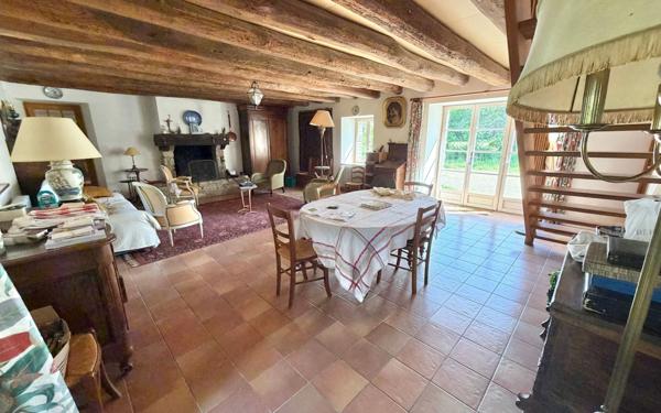 Maison à vendre    9 pièces •  Herbignac