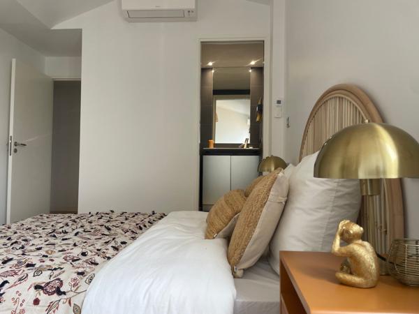 Vente Appartement La rochelle 1 539 850 € HAI - 197 m2 - 4 Chambres - Réf. VA2046-TERREETMER17_