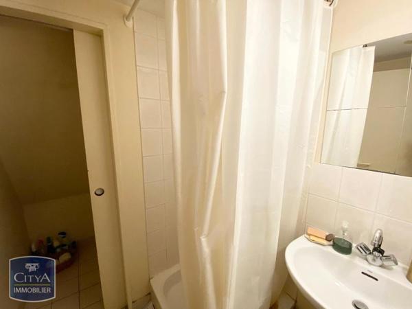 Appartement à louer 1 pièce 24.62m² Tours (37000)