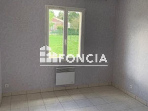 Location Maison 4 pièces 88 m² - 88 RUE SOUVENIR DES FUSILLERS Brie 16590