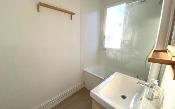 Appartement à vendre    3 pièces •  Aubergenville