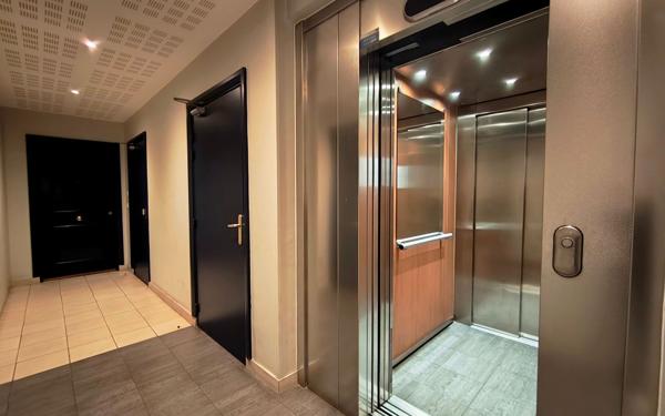 Appartement à vendre    3 pièces • 67,60 m2 Mantes-la-Jolie