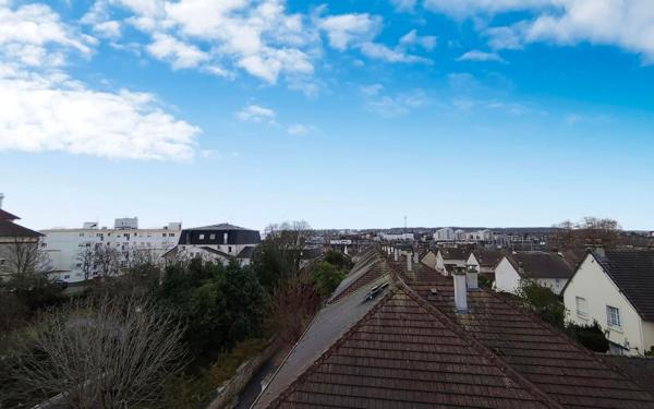 Appartement à vendre    3 pièces • 67,60 m2 Mantes-la-Jolie