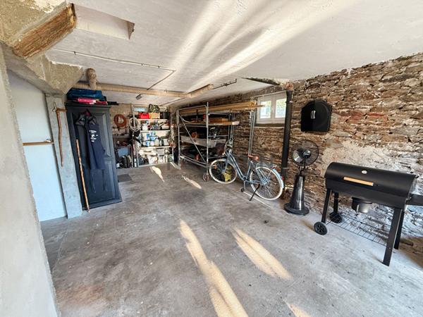 Maison a vendre a Coussac Bonneval - 4 pieces avec jardin - garage
