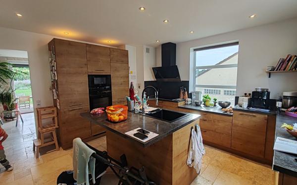 Maison à vendre    5 pièces •  Chouilly