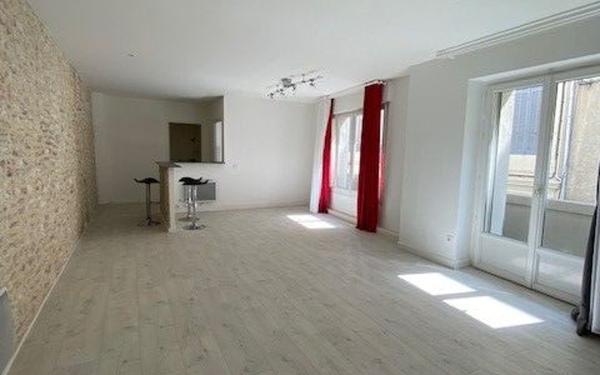 Appartement à vendre    3 pièces • 85 m2 Nîmes