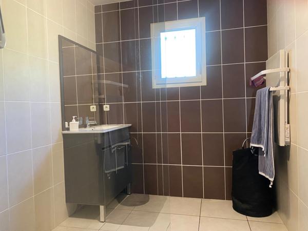 À vendre – Maison 5 pièces de plain-pied avec piscine – SAINT MARTIN DE VALGALGUES (30)