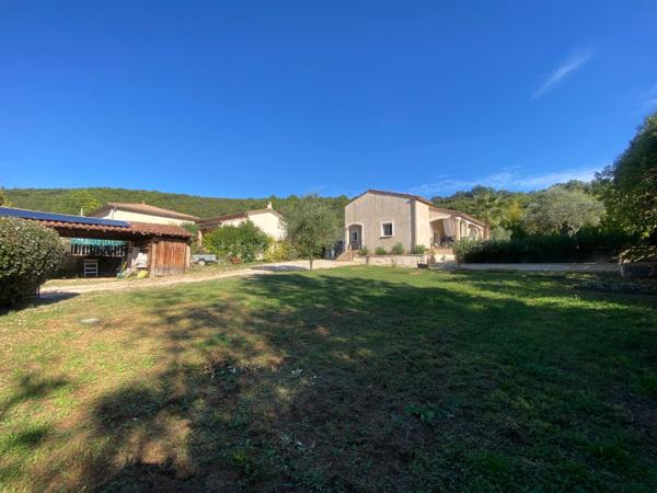 À vendre – Maison 5 pièces de plain-pied avec piscine – SAINT MARTIN DE VALGALGUES (30)