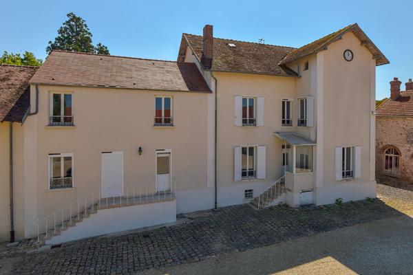 A VENDRE - Maison de maître de près de 300 m² à 5mns de LIEUSAINT