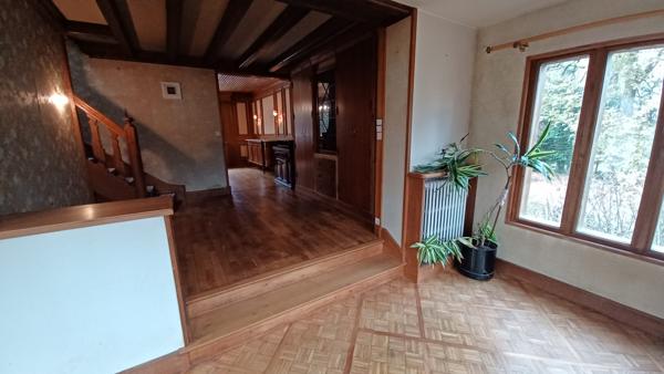 À vendre - Maison individuelle, 6 pièces située à Le Controis-en-Sologne (41700)