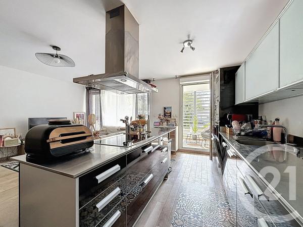 Appartement T3 à vendre  3 pièces - 67,45 m2 MARSEILLE - 13009