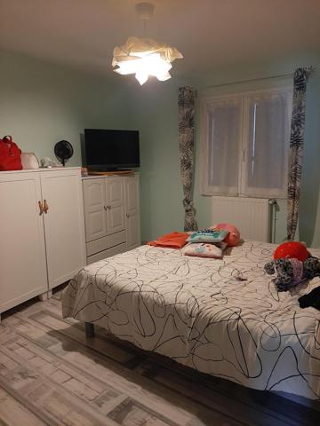 Maison 3 pièces de 90 m² à Andrezieux boutheon