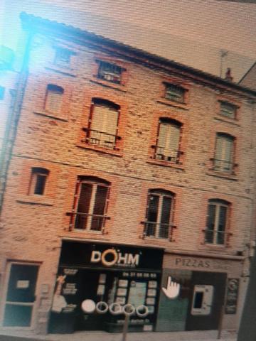Local Commercial à louer à St bonnet le chateau