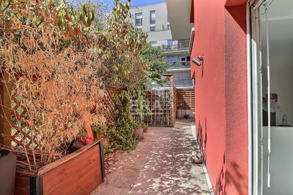 Appartement Duplex Saint Denis 4 pièce(s) 80m2 - Rez de Jardin