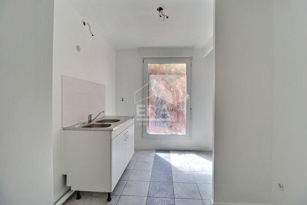 Appartement Duplex Saint Denis 4 pièce(s) 80m2 - Rez de Jardin