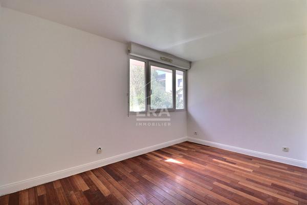 Appartement Duplex Saint Denis 4 pièce(s) 80m2 - Rez de Jardin