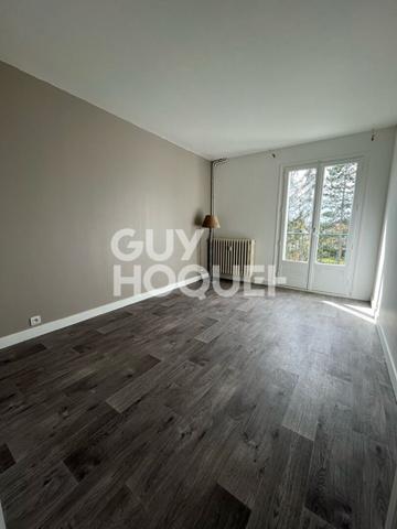 LOCATION d'un appartement F4 (90 m²) à COMPIEGNE