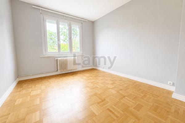 Appartement t4 - 78 m² + cave