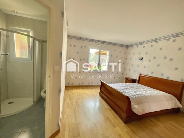 Maison familiale avec terrain, garages et atelier – au calme à 10 min de La Roche-sur-Yon au Beignon Basset