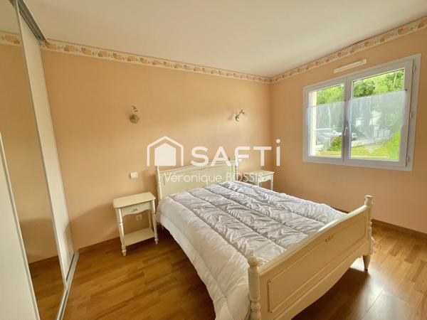 Maison familiale avec terrain, garages et atelier – au calme à 10 min de La Roche-sur-Yon au Beignon Basset