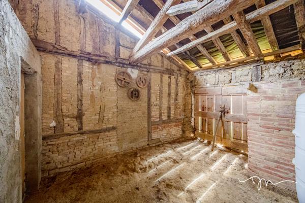 Gimont (32200) Magnifique Corps de ferme de 243m2 + 645m2 de dépendances, atelier, hangar