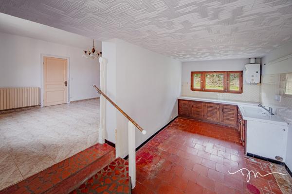 Gimont (32200) Magnifique Corps de ferme de 243m2 + 645m2 de dépendances, atelier, hangar