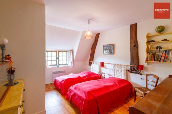 Magnifique Chaumière normande de charme avec 6 chambres sur 180 m2 à quelques km de Pont-l’Évêque