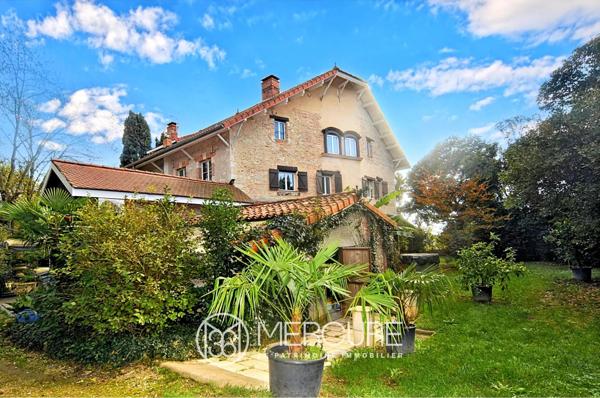 Manoir à Malause