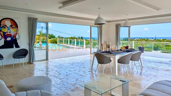 Vente Demeure de Prestige357 m² - 8 Pièces - SAINT FRANCOIS (97118)