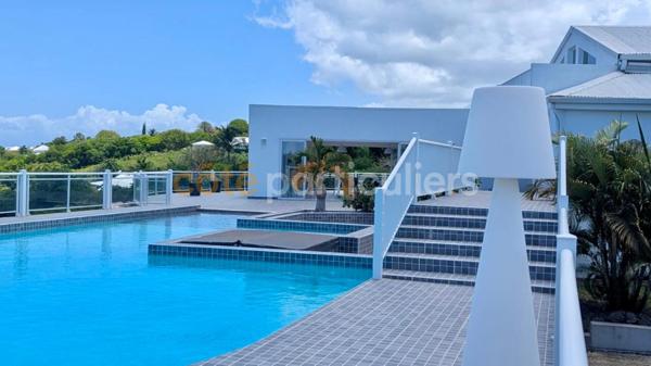 Vente Demeure de Prestige357 m² - 8 Pièces - SAINT FRANCOIS (97118)